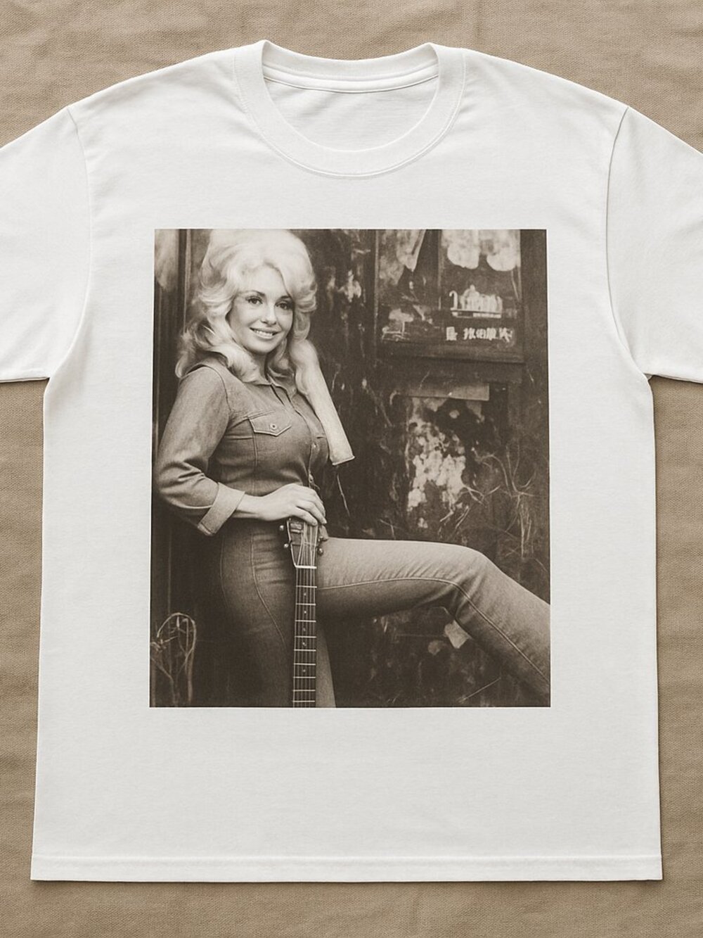 Vintage Country Music Woman Graphic T-Shirt, Retro Western Style Photo Tee